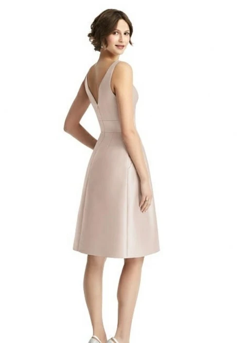 Alfred Sung D768 Cocktail Length Bridesmaid Dress 4 Alfred Sung D768 Cocktail Length Bridesmaid Dress - Image 2