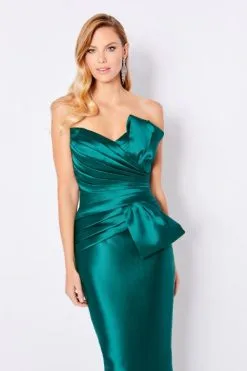 Cameron Blake By Mon Cheri Cameron Blake 221689 Young Mothers Gown 11 Cameron Blake By Mon Cheri Cameron Blake 221689 Young Mothers Gown -Outlet Prom Dresses Store F21 CB 221689 05 470x705