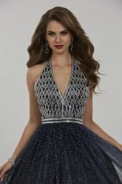 Panoply By House Of Wu Panoply 14965 Ombre Cracked Ice Prom Gown 9 Panoply By House Of Wu Panoply 14965 Ombre Cracked Ice Prom Gown -Outlet Prom Dresses Store S19 PNP 14965 04 470x705