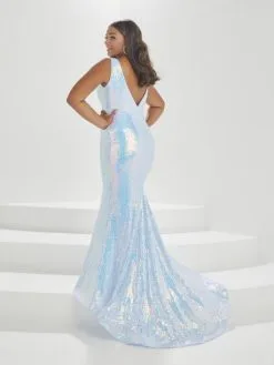 Christina Wu Prom Tiffany Plus 16037 Iridescent Sequin Prom Dress 6 Christina Wu Prom Tiffany Plus 16037 Iridescent Sequin Prom Dress -Outlet Prom Dresses Store S23 TPZ 16037 02 529x705